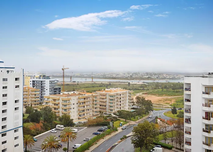 アパート Karol Vaz ポルティマン