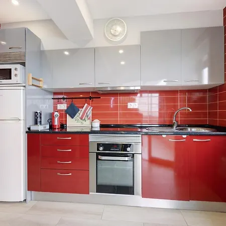 Karol Vaz * Портіман